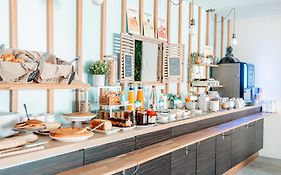 Brit Hotel Confort Saint-Lô